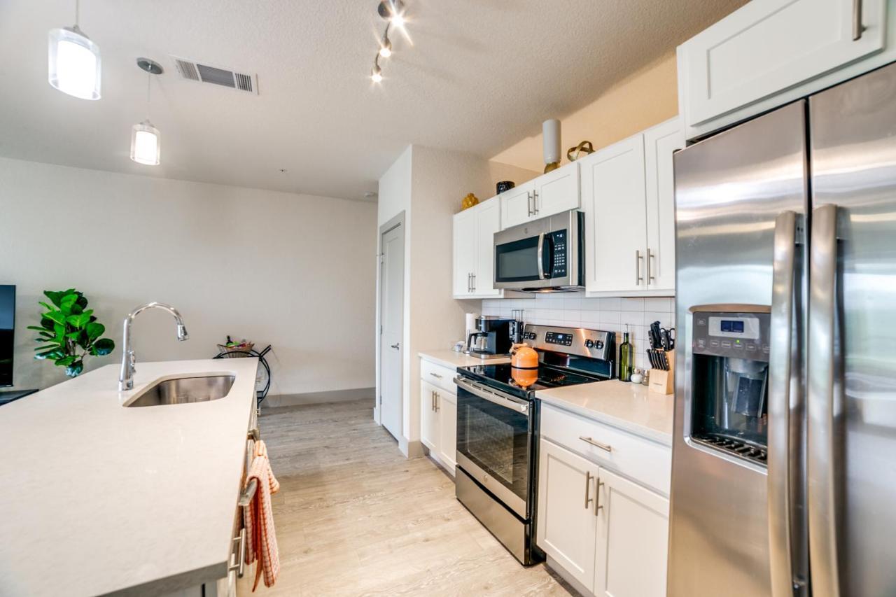 Downtown Apartment With Riverwalk Views Free Parking Pet Friendly Centrally Located On The Riverwalk San Antonio Ngoại thất bức ảnh